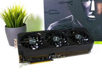Sorprendente rendimiento de overclocking en la RTX 5080: ¿Por qué Nvidia dejó tanto margen?